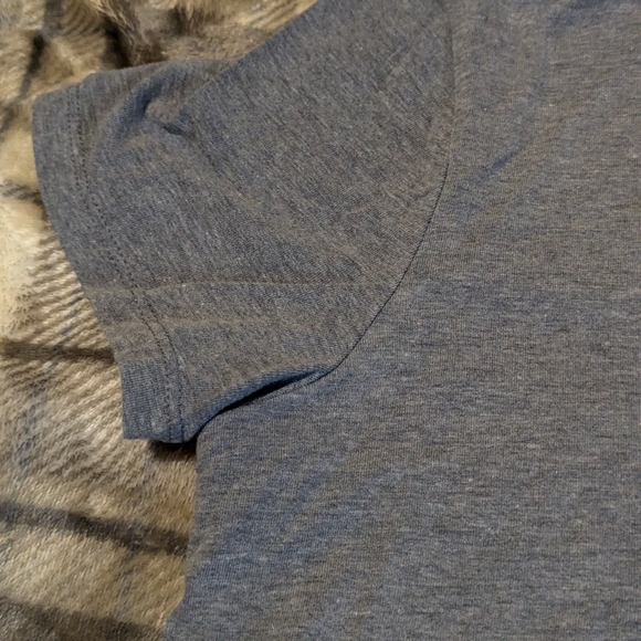 Under Armour small T-shirt - Picture 4 of 5